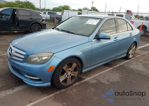 2011 Mercedes-Benz C 350 Sport из США, поврежденный, VIN WDDGF5GB0BR144749